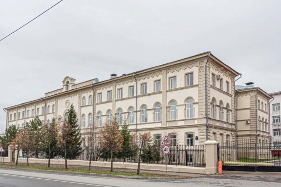 Проектные решения по реставрации утраченных элементов на фасаде «Казанской учительской семинарии» получили положительное заключение.